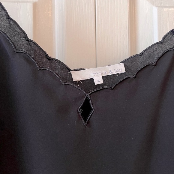 Monk & Lou Eyelet, Scalloped Neck Tank - Picture 4 of 5